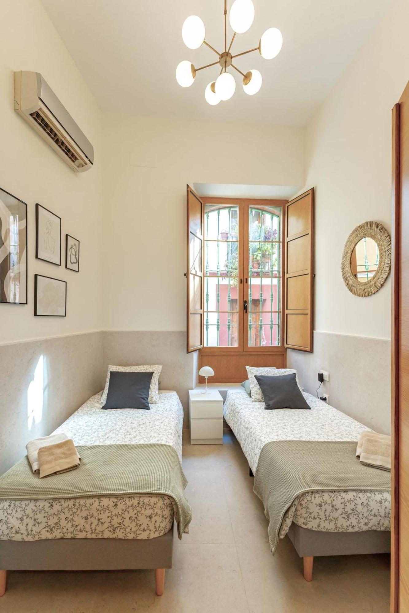 Modern Spacious Apartment Central Of Sevilla Exterior foto